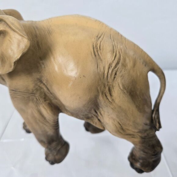 Bull Elephant Figurine Signed by Guido Cacciapuoti 10" x 8" x 4" Italy - Picture 11 of 12